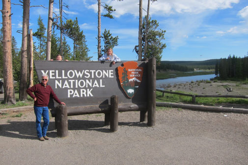 yellowstone guided tours
